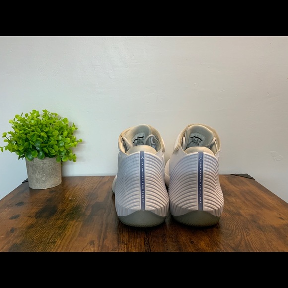 Jordan Why Not Zer0.1 Triple White Size 10 - Picture 2 of 8